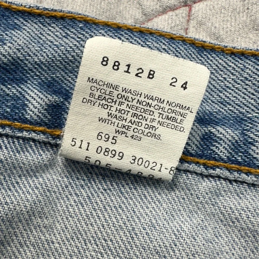 Levi's 505 Straight Leg Light Wash VTG 90s USA Made / Men's 38x32